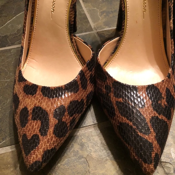 Jessica Simpson Shoes - Woman’s heels Jessica Simpson